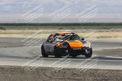 media/Jun-01-2024-CalClub SCCA (Sat) [[0aa0dc4a91]]/Group 5/Race/